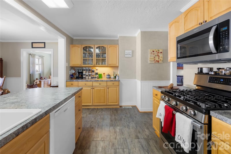 1912 Old West Ln, Gastonia, NC 28052