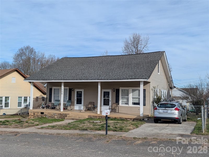 106 Spencer Ave, Gastonia, NC 28054