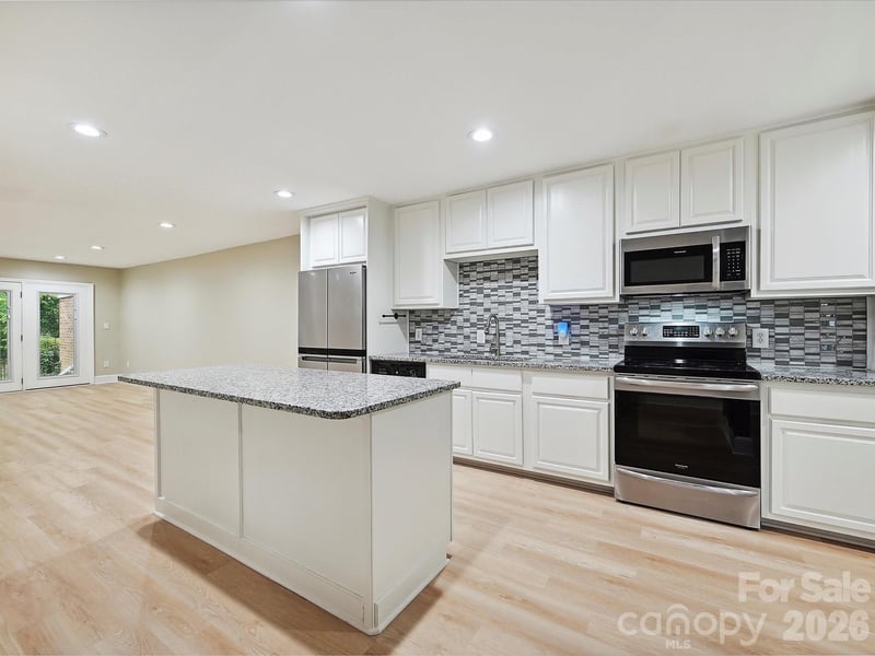 7004 Quail Hill Rd, Charlotte, NC 28210