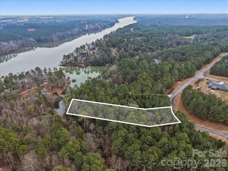 108 Rivercliff Dr, Connelly Springs, NC 28612