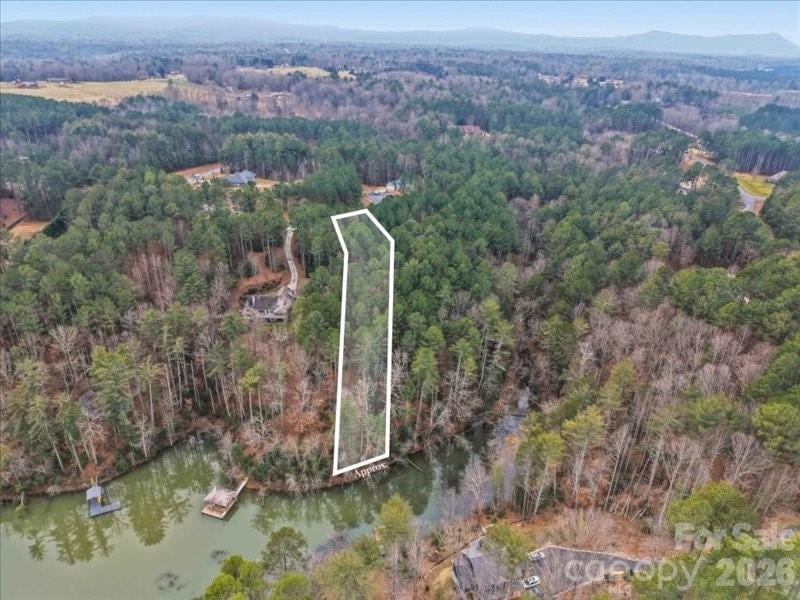 108 Rivercliff Dr, Connelly Springs, NC 28612
