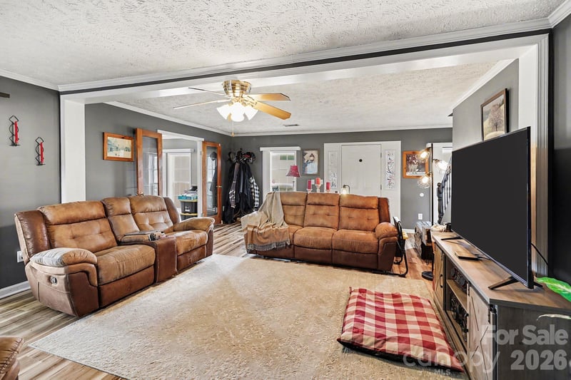 2166 Statesville Hw, Mooresville, NC 28115