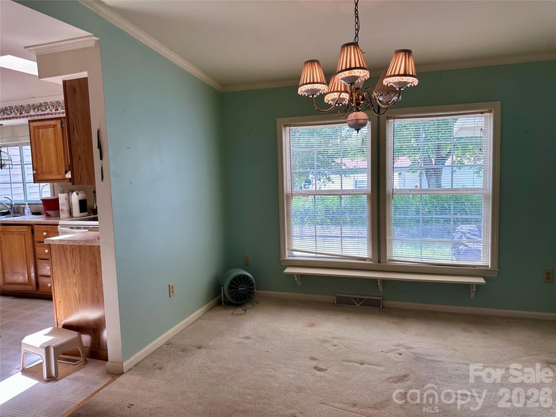 308 Riverwind Dr, Hendersonville, NC 28739