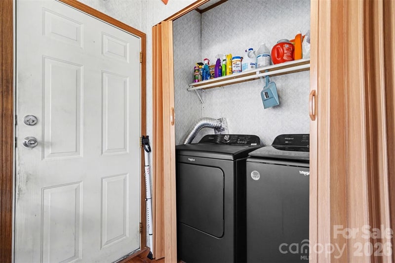 108 Twisted Oak Ln, Gastonia, NC 28052