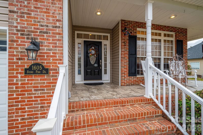 1605 Stone Pine Dr #7, Gastonia, NC 28056