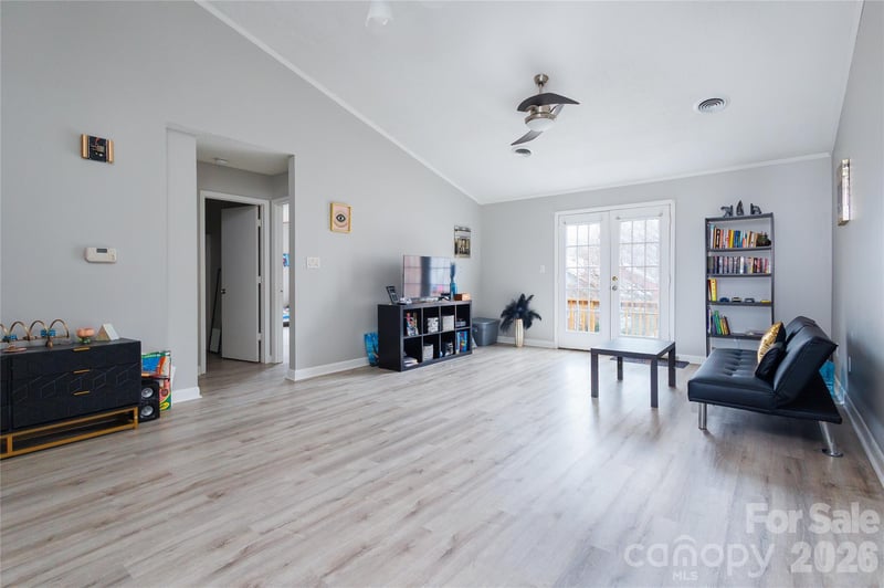 1300 Larchmont Pl #810, Salisbury, NC 28144