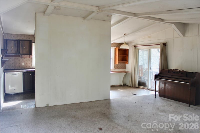 14 Irvin Rd, Pisgah Forest, NC 28768