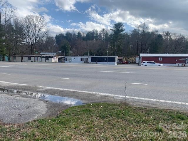 27 Kayla West Dr, Pisgah Forest, NC 28768