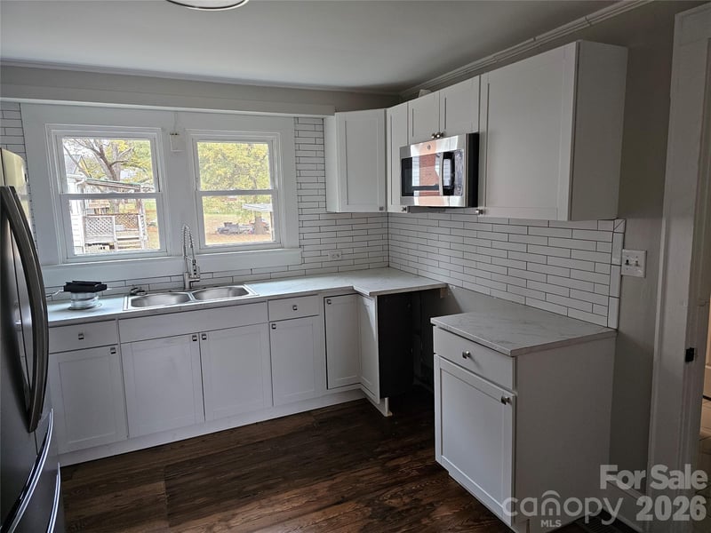 515 26th St, Hickory, NC 28602