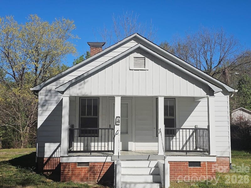 515 26th St, Hickory, NC 28602