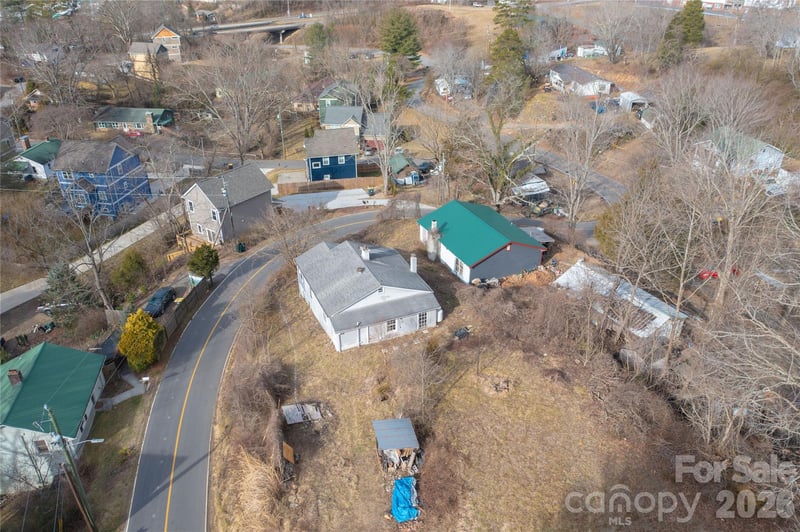 99999 Lookout Rd #2, Asheville, NC 28804