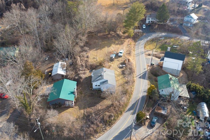 99999 Lookout Rd #1, Asheville, NC 28804