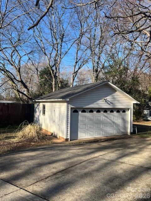 609 Faith Dr, Concord, NC 28027