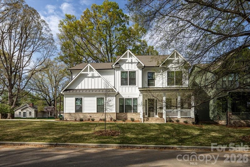 1607 Chippendale Rd, Charlotte, NC 28205