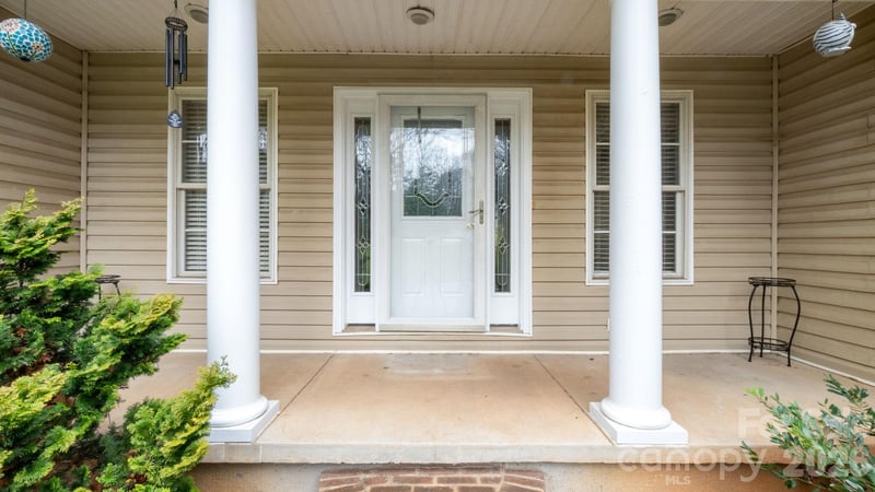 2853 Wimbledon Dr, Gastonia, NC 28056