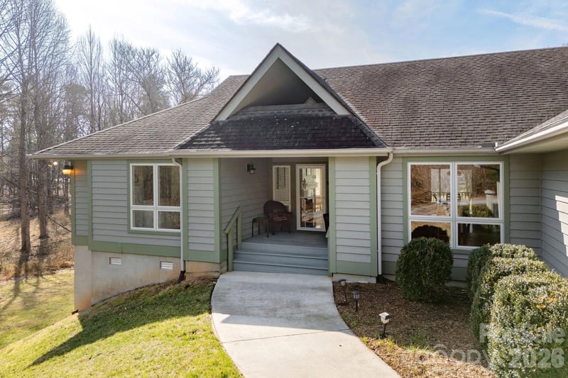 132 Broadmoor Dr #V-1, Flat Rock, NC 28731
