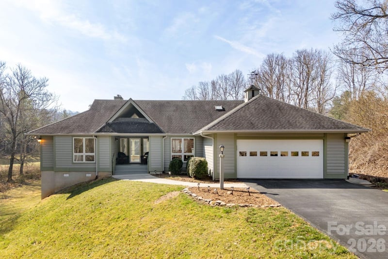 132 Broadmoor Dr #V-1, Flat Rock, NC 28731