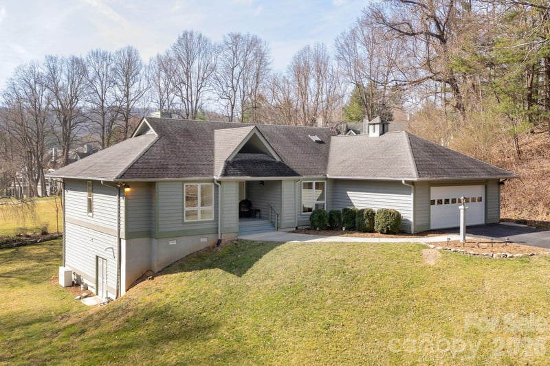 132 Broadmoor Dr #V-1, Flat Rock, NC 28731