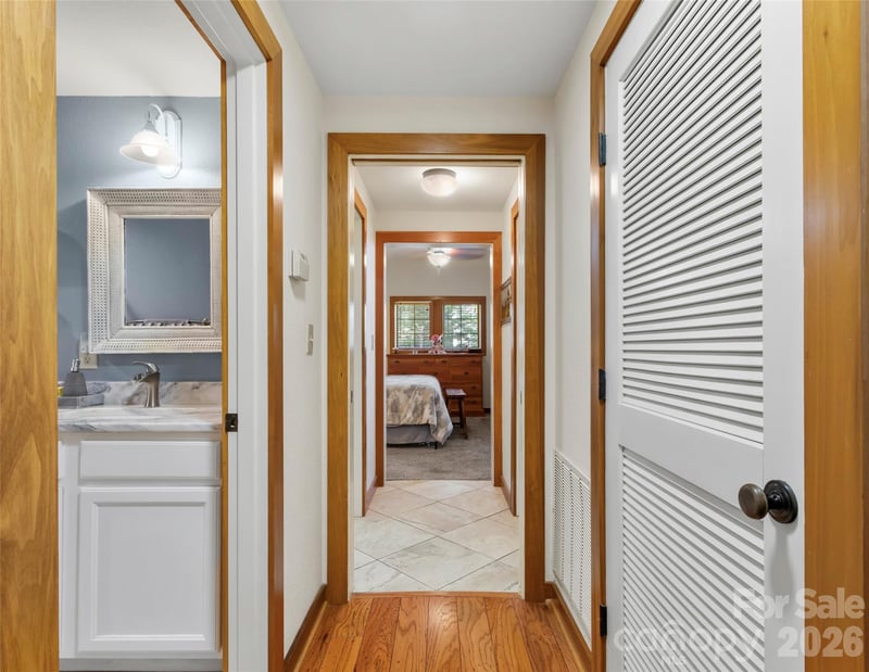 61 Creekside Way #G-101, Burnsville, NC 28714
