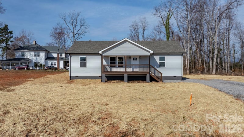 270 Old Lumber Yard Rd, Morganton, NC 28655
