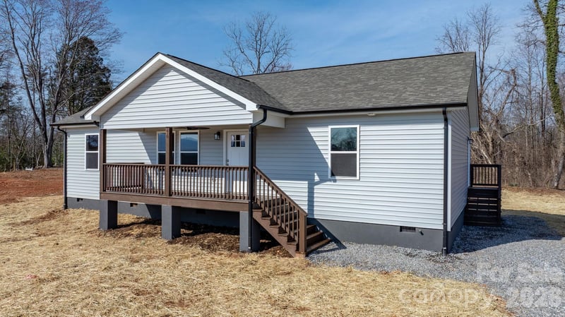 270 Old Lumber Yard Rd, Morganton, NC 28655