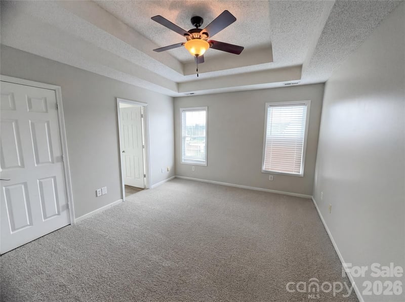 368 Holstein Dr, Dallas, NC 28034