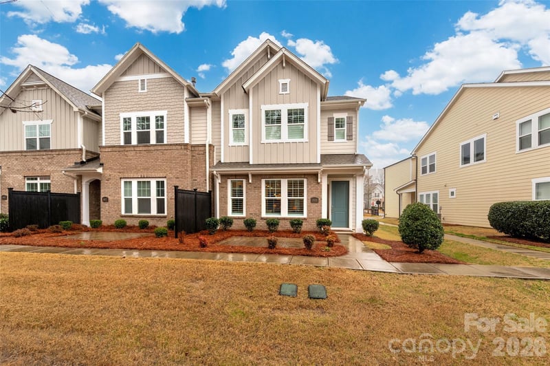 10026 Wayfair Meadow Ct, Charlotte, NC 28277