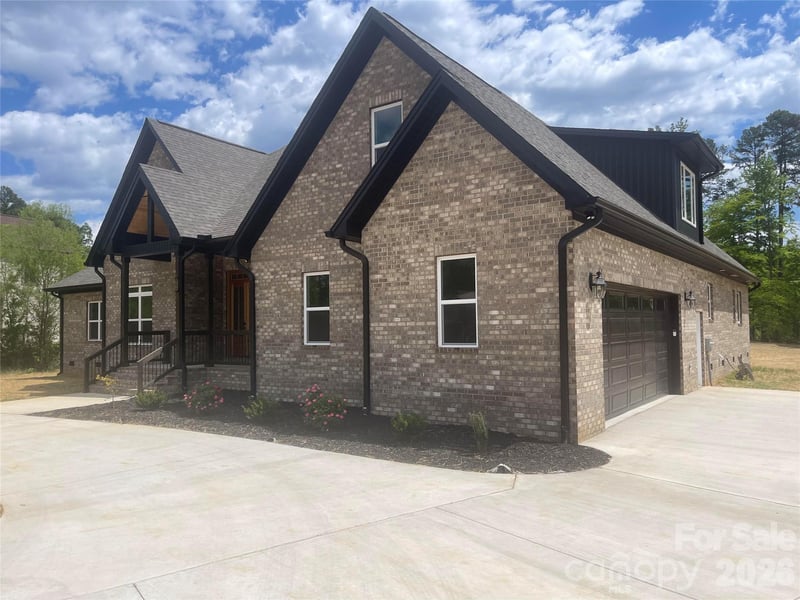 321 Stone Ridge Dr, Salisbury, NC 28146