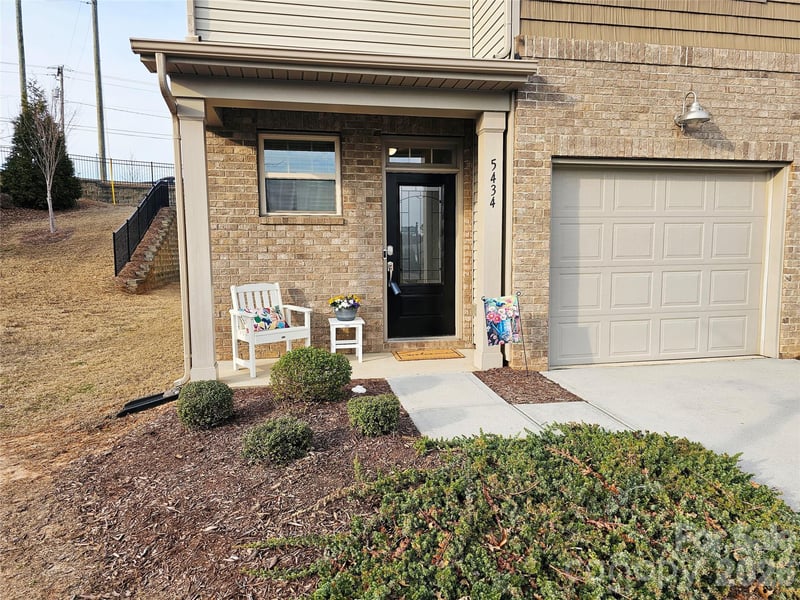 5434 Orchid Bloom Dr, Fort Mill, SC 29707