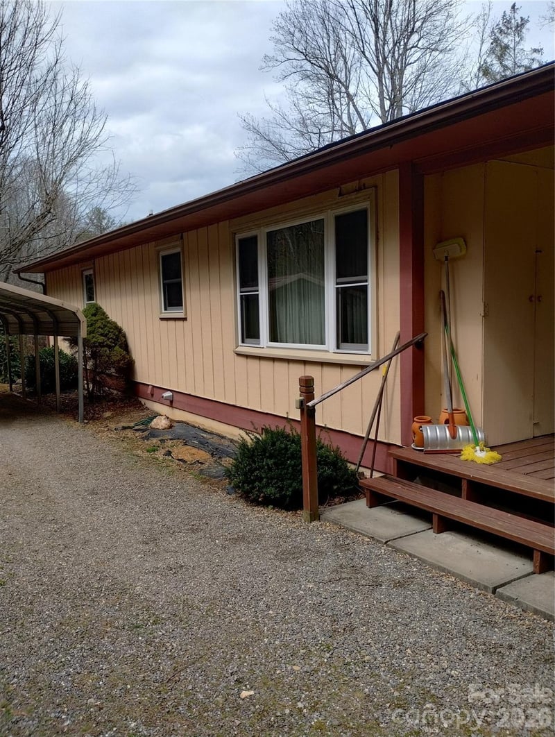 1750 Nc 9 Hw, Black Mountain, NC 28711