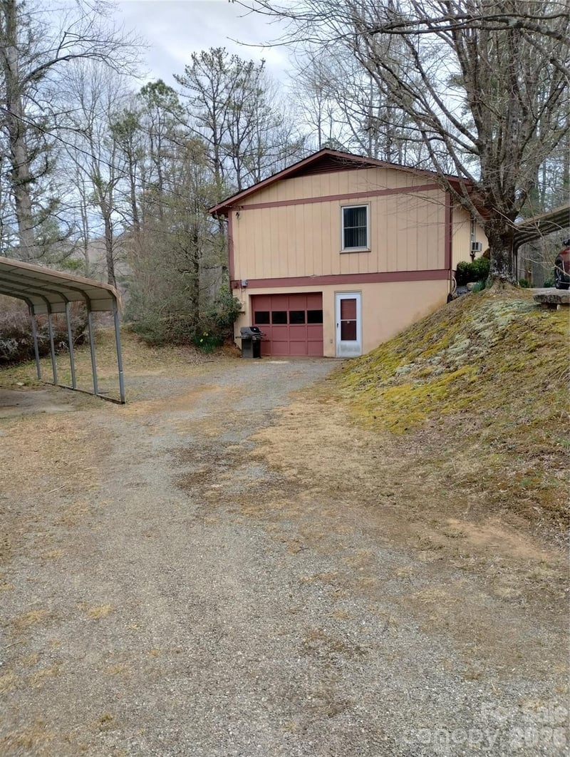1750 Nc 9 Hw, Black Mountain, NC 28711