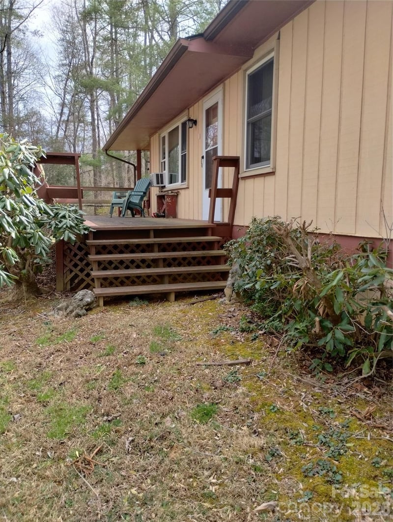 1750 Nc 9 Hw, Black Mountain, NC 28711