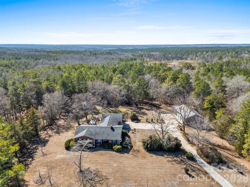 6330 Richburg Rd, Great Falls, SC 29055