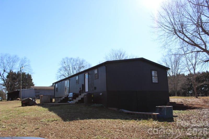 1943 Big Island Rd, Rutherfordton, NC 28139