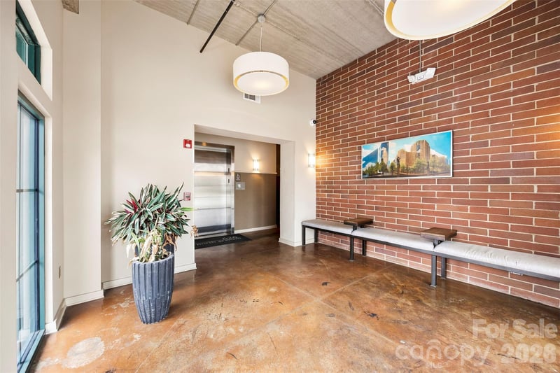 626 Graham St #205, Charlotte, NC 28202