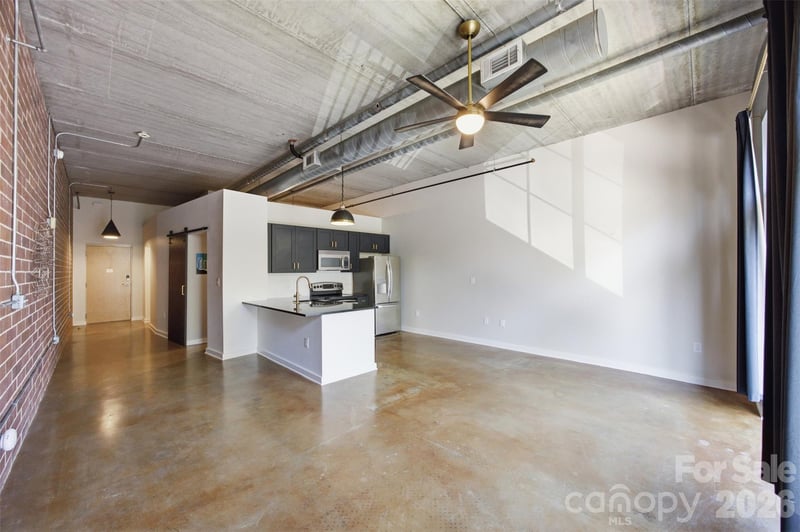626 N Graham St #205, Charlotte, NC 28202