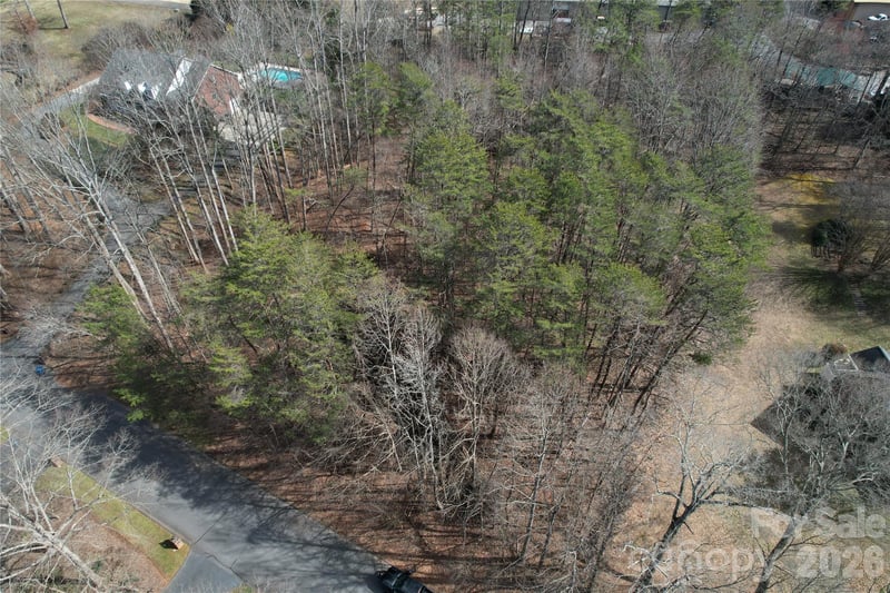 3924 Deer Run Dr, Conover, NC 28613