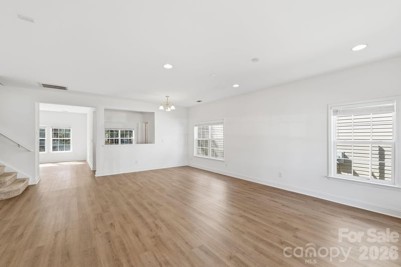 15614 Normans Landing Dr, Charlotte, NC 28273
