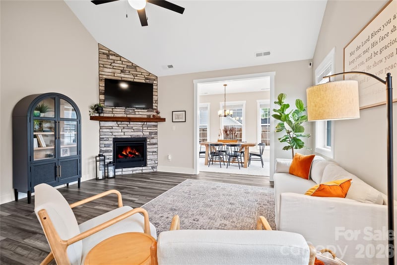 12 Christie Ct, Fletcher, NC 28732
