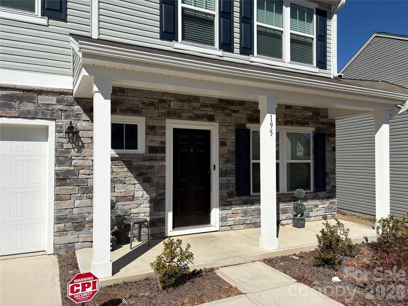 195 Batten Ridge Dr, Statesville, NC 28677