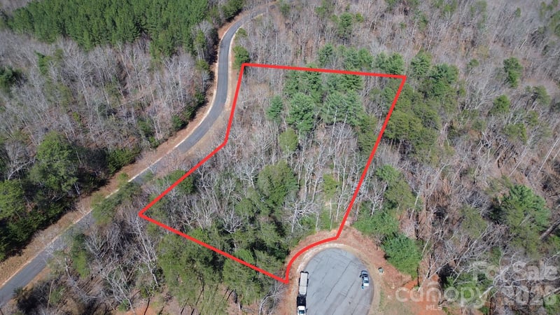 91 West Lake Rd #91, Marion, NC 28752