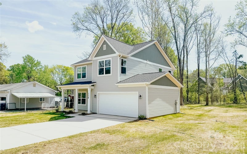 304 Woodside Dr, Harrisburg, NC 28075