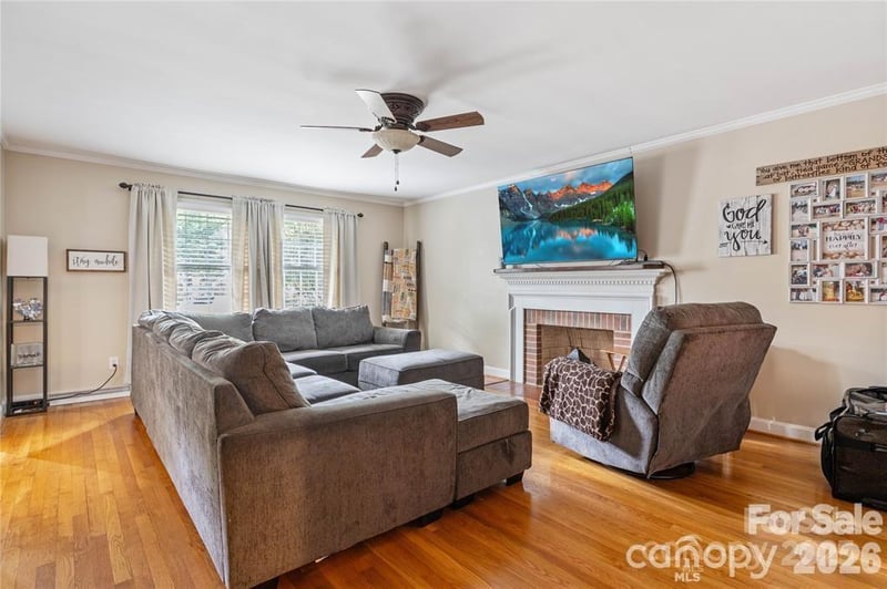 211 General Stonewall Jackson Dr, Stanley, NC 28164
