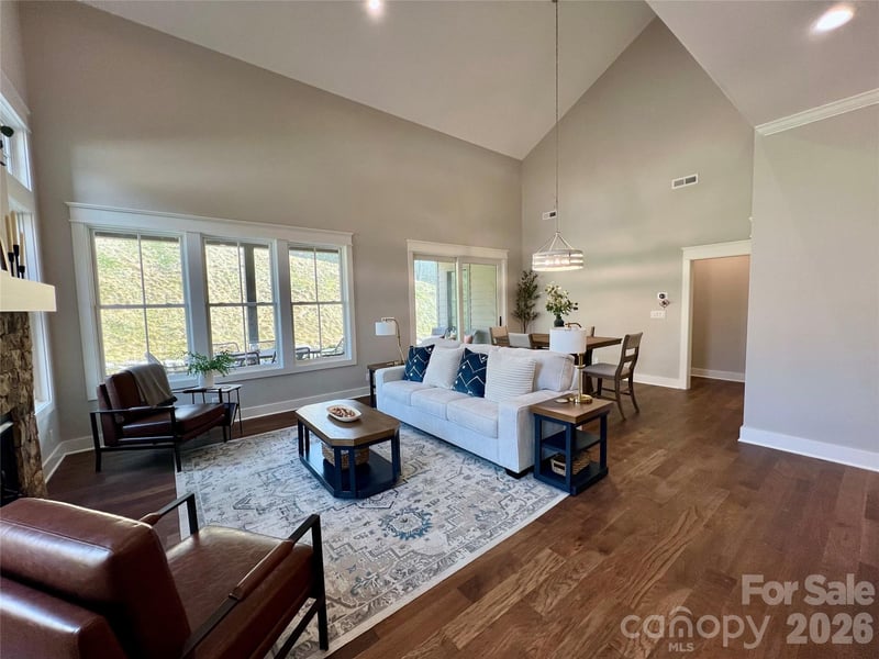 105 Chimney Chase Trl, Hendersonville, NC 28739