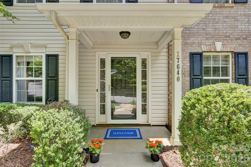 17640 Caldwell Track Dr, Cornelius, NC 28031