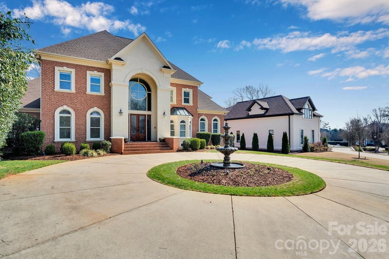 18326 Bowsprit Pointe Rd, Cornelius, NC 28031