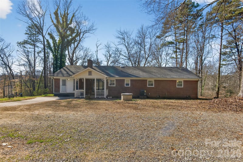 926 Mauney Rd, Stanley, NC 28164