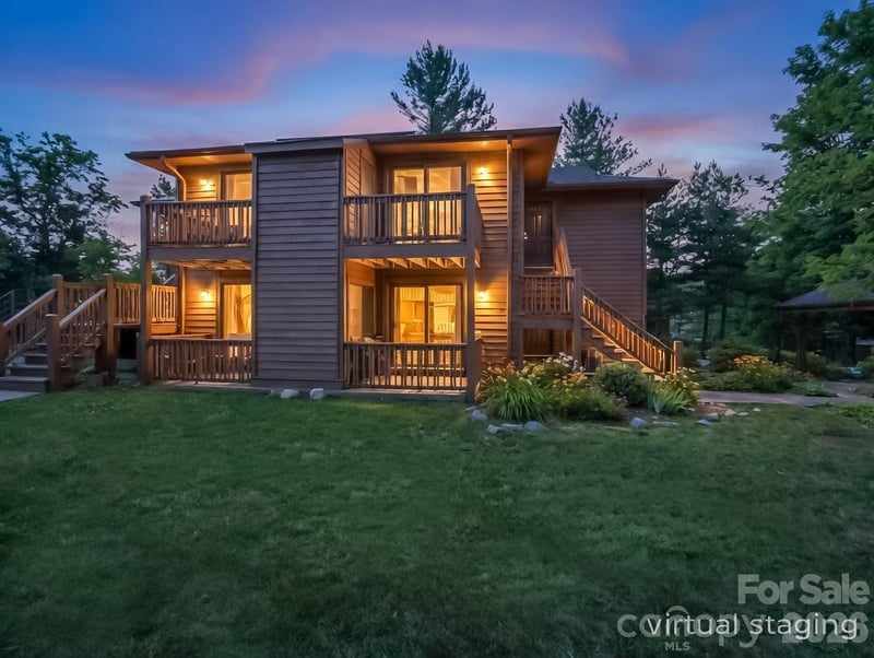 520 Courtwood Ln #4 and 8, Hendersonville, NC 28739