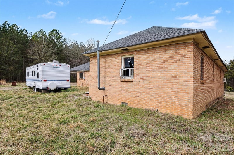 596 Armory Rd, Chester, SC 29706
