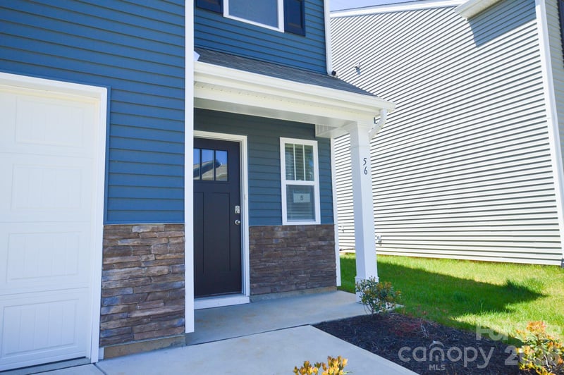 105 Lauren Ln, Hendersonville, NC 28792